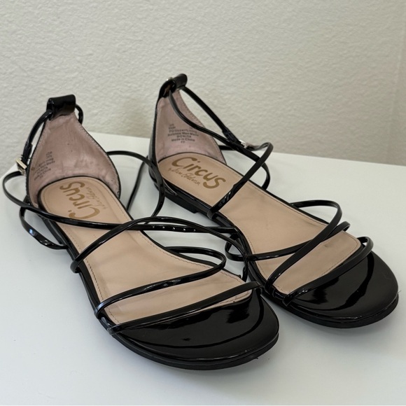 Circus by Sam Edelman Black Bonita Flat Strappy Sandals Women’s Size 9.5 - Picture 2 of 5